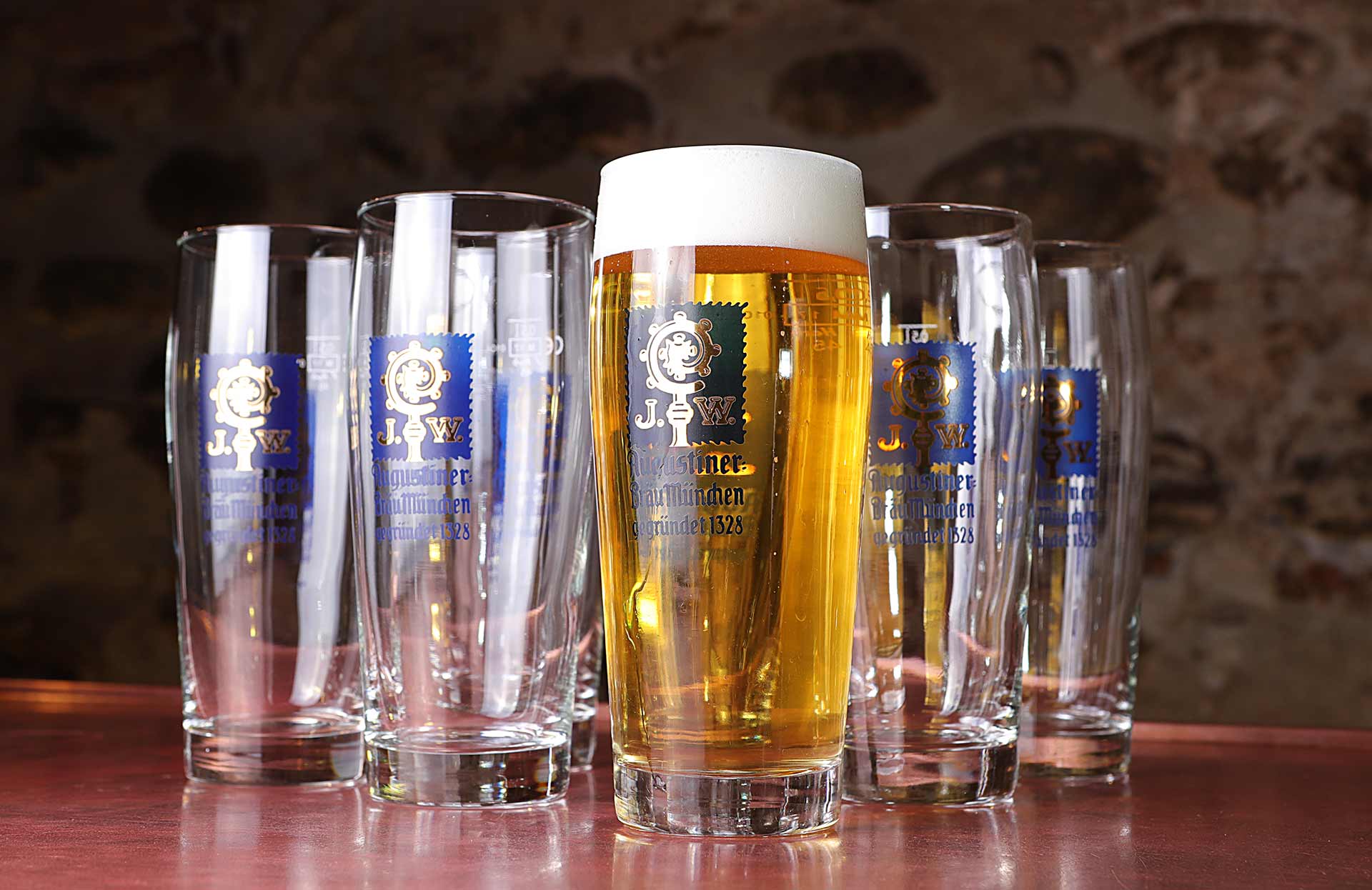 Stiftskeller Bierlokal Video Background
